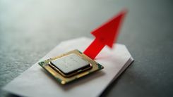 英特尔 10 月再涨 CPU 价 10%