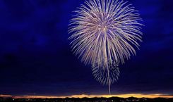 当 2026 年 8 月 4 日 SK 海力士把人均 366.7 万元人民币的奖金摆上清州工厂的桌子：为什么这不是又一次韩国劳资纠纷，而是 AI 半导体红利分配规则的第一次公开试错