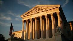 当最高法院 6-3 推翻「政党协调开支上限」、Kavanaugh 写下「三道支柱全部被打断」:为什么 2026 年 6 月 30 日 NRSC v. FEC 不是「又一次 Buckley 续集」,而是「2026 中期选举金钱规则的范式换挡」?